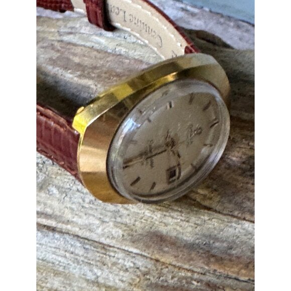 Vintage Omega Seamaster Cosmic 566018 Champagne Automatic Date Ladies Wristwatch - Picture 10 of 16